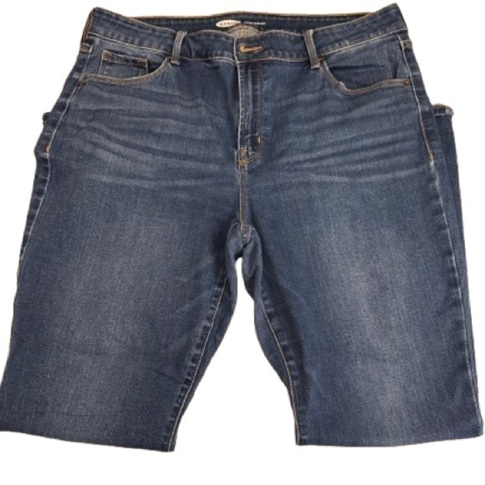 Old Navy women’s Kicker Boot Cut Jeans- 16 short-medium wash- stretch